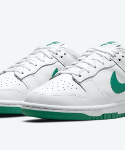 Wmns Dunk Low ‘White Lucky Green’