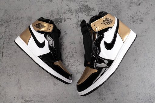 Air Jordan 1 Retro High OG NRG Gold Toe