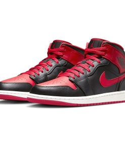 Air Jordan 1 Mid Alternate Bred