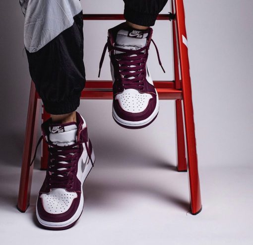 Air Jordan 1 Retro High OG ‘Bordeaux’