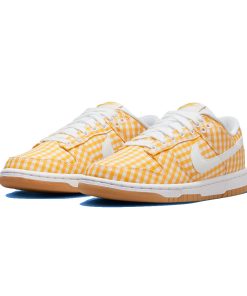 Nike Dunk Low “Gingham”