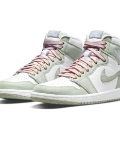 Air Jordan 1 Retro High Wmns OG ‘Seafoam’