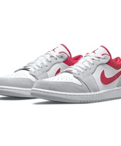 Air Jordan 1 Low SE ‘Light Smoke Grey Gym Red’