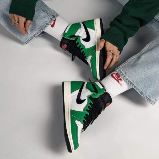 Air Jordan 1 Retro High OG ‘Lucky Green’