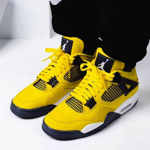 Air Jordan 4 Retro ‘Lightning’ 2021