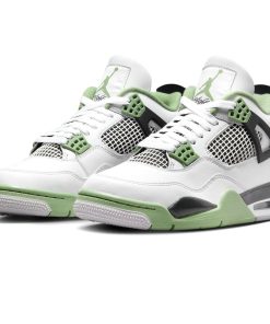 Air Jordan 4 Retro Wmns ‘Seafoam’