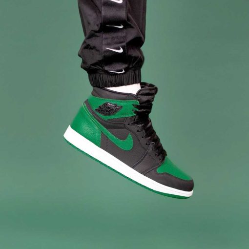 Air Jordan Retro High OG Pine Green 2.0