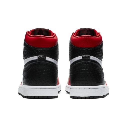 Air Jordan 1 Retro High Satin Snake Chicago