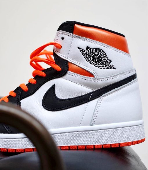 Jordan High OG White Orange Black