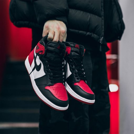 Jordan 1 Retro High Bred Toe