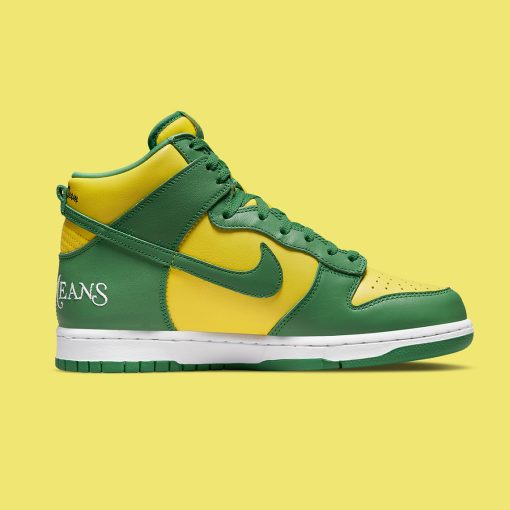 Supreme Nike SB Dunk High By Any Means Brazil