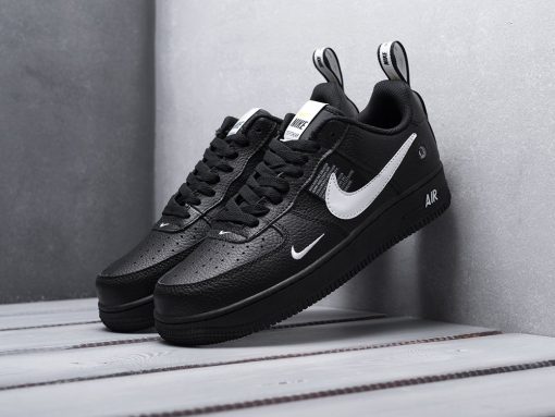 Air Force 1 Lv8 Utility GS ‘Overbranding’