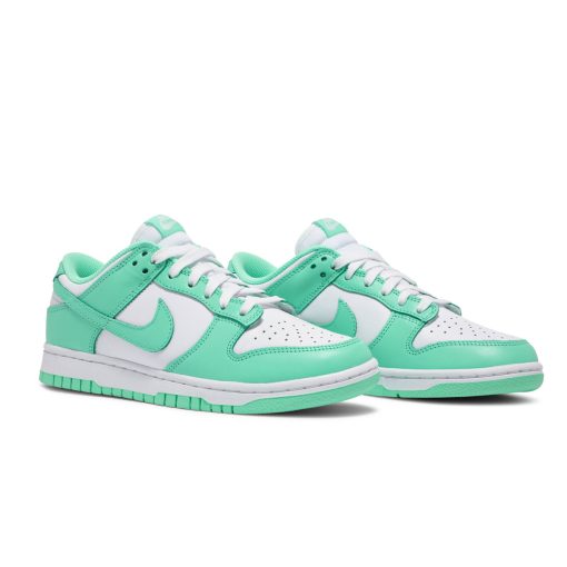 Nike Dunk Low ‘Green Glow’