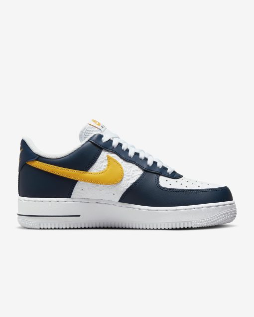 Air Force 1 ’07 Dark Obsidian White University Gold