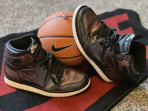 Air Jordan 1 High OG WMNS Fearless