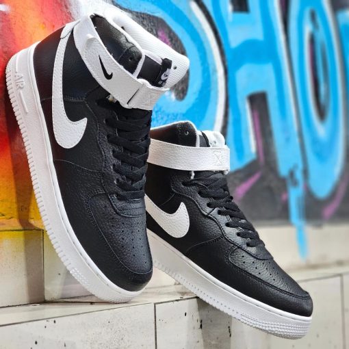 Air Force 1 High’ 07 Lx “Black & White”