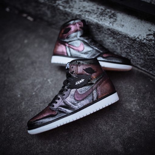 Air Jordan 1 High OG WMNS Fearless