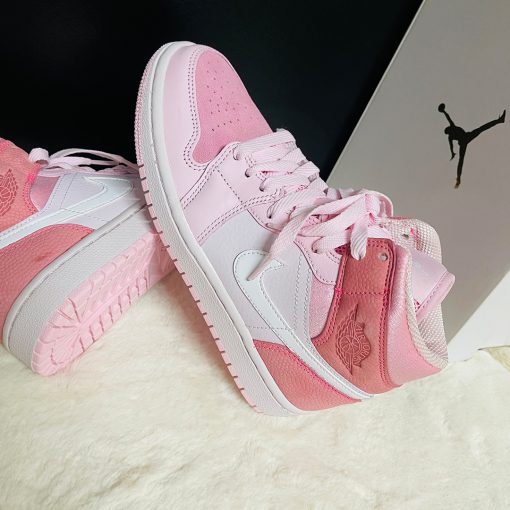 Air Jordan 1 Mid “Digital Pink”