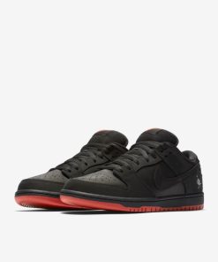 SB Dunk Low “Black Pigeon”