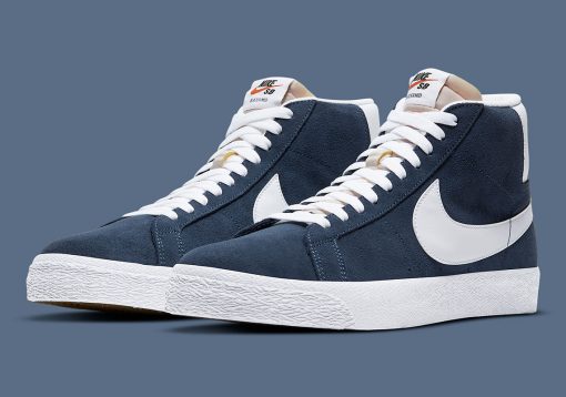 Nike SB  Zoom Blazer Mid Sneakers in Navy White Red