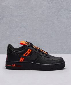 Air Force 1 LV8 KSA Worldwide Pack