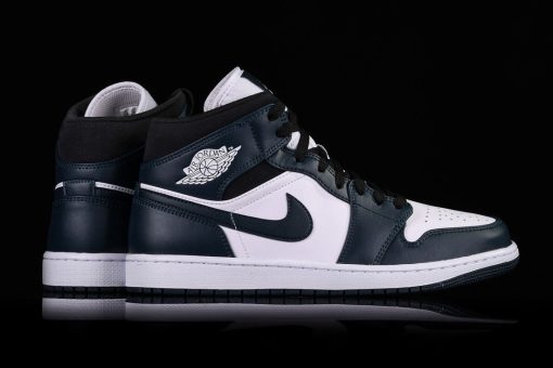 Air Jordan 1 Mid Armoury Navy