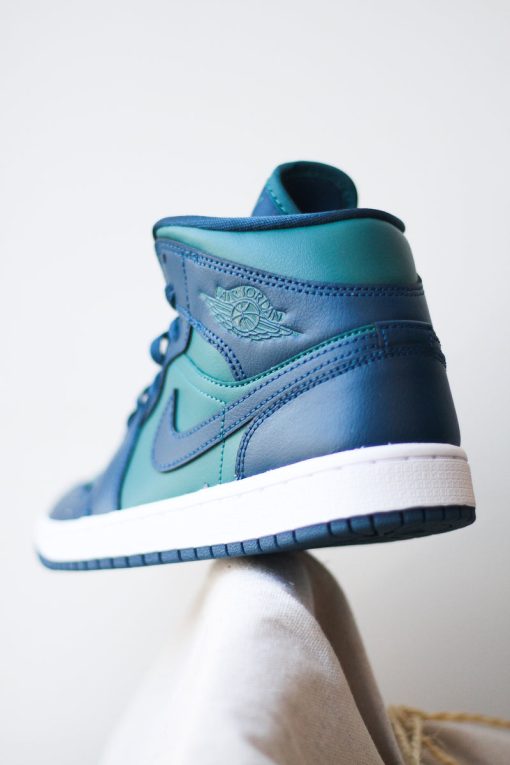 Air Jordan 1 Mid Sky J Teal