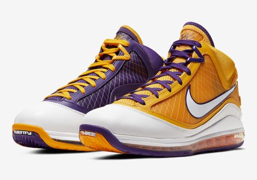 Nike LeBron 7 “Media Day”