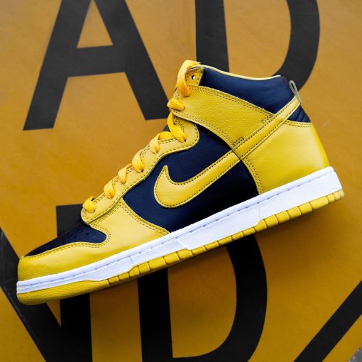 Nike Dunk High SP ‘Varsity Maize’