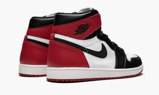 Air Jordan 1 Retro High OG ‘Black Toe’