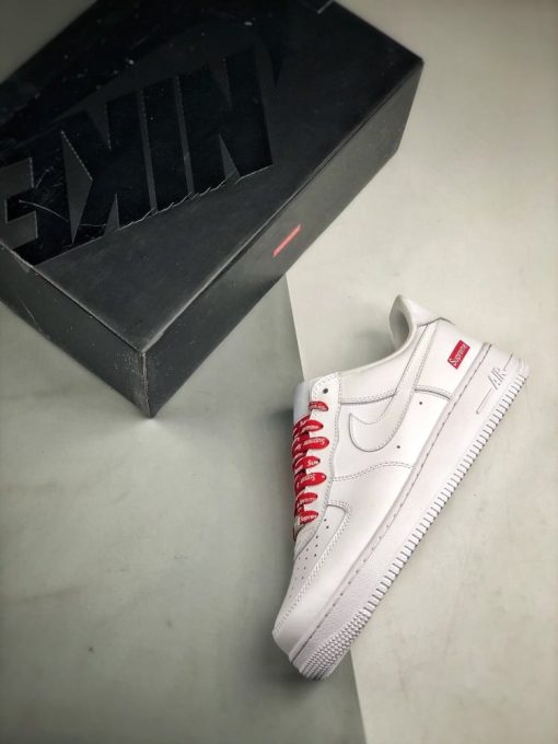 Air Force 1 Low White Supreme