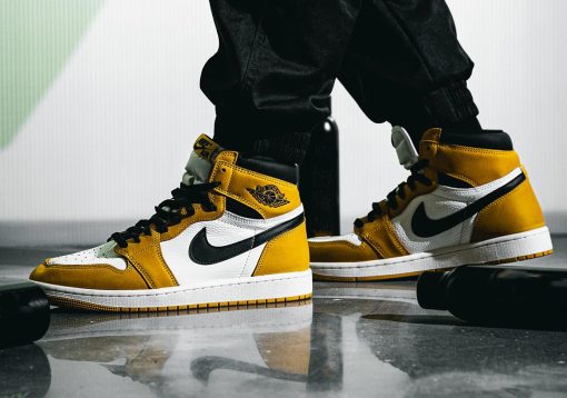 Air Jordan 1 “Yellow Ochre”