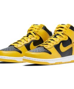 Nike Dunk High SP ‘Varsity Maize’