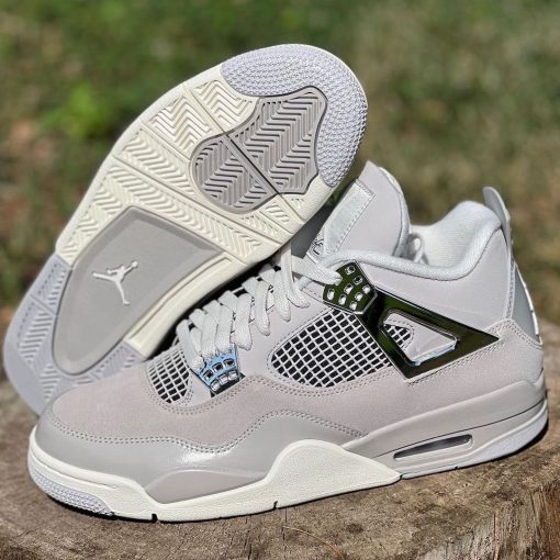 The Air Jordan 4 “Frozen Moments”