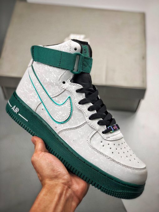 Air Force 1 High 07 LV8 High Hoop Dreams