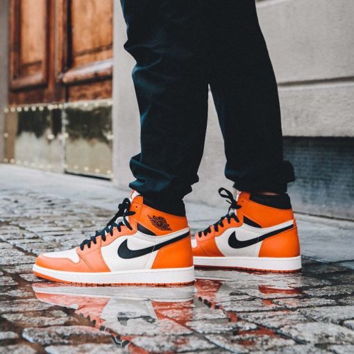 Air Jordan 1 Retro High OG “Shattered Backboard Away”